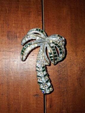 Palm Tree Pendant Brooch